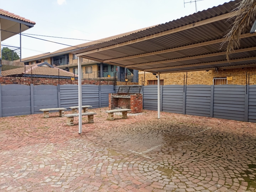 1 Bedroom Property for Sale in Bult South North West